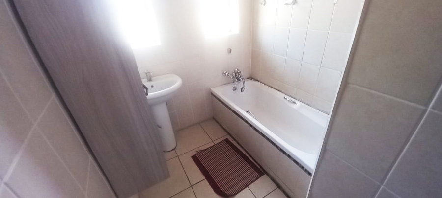 To Let 3 Bedroom Property for Rent in Bedelia Free State